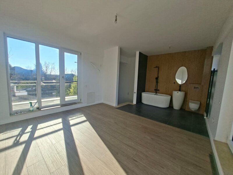 Chitila Casa de vanzare in Chitila   confort, lumina si spatiu