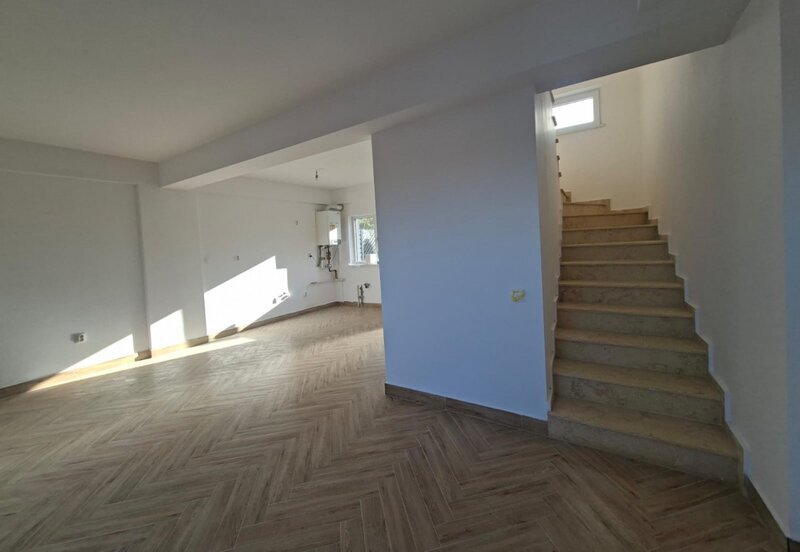 Chitila Casa de vanzare in Chitila   confort, lumina si spatiu