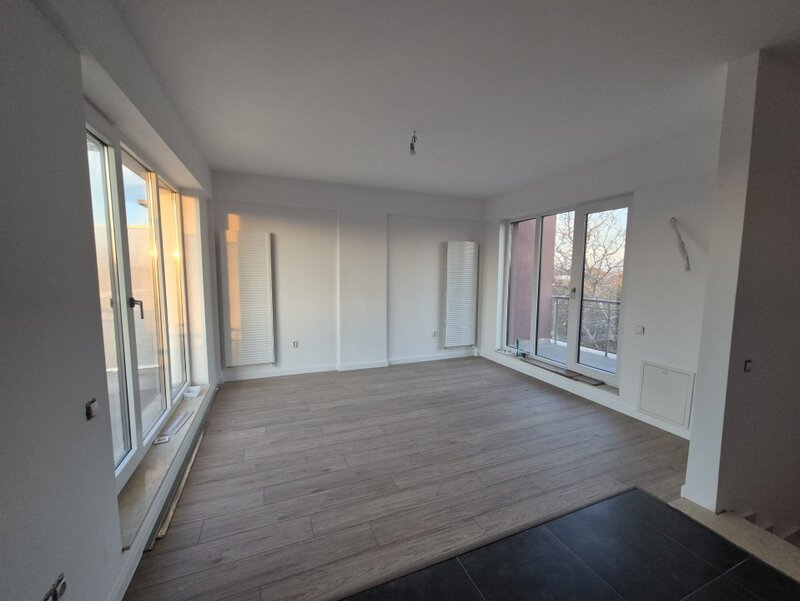 Chitila Casa de vanzare in Chitila   confort, lumina si spatiu